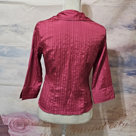 Como petite Fuchsia button down 3/4 sleeve blouse - Picture 5 of 9